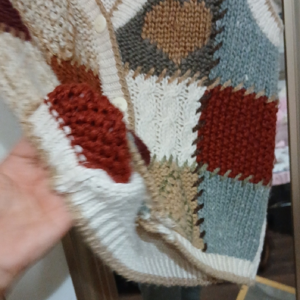 Patchwork Knit Vest - Picture 11 of 13